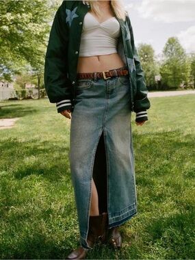 NWT BDG Urban Outfitters BDG Mandi Denim Maxi Skirt - Size Medium